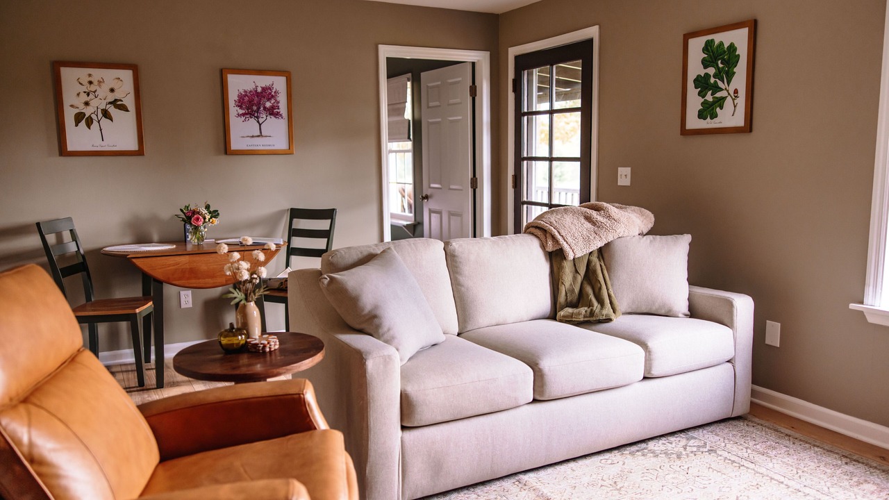 Photo of Livingroom in McMinnville