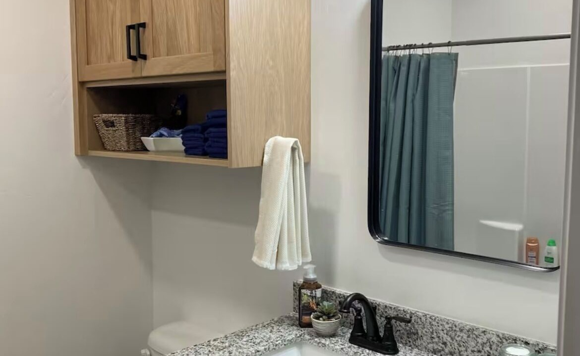 Photo of Bathroom in Canyon