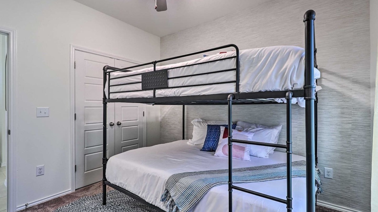 Photo of Bedroom in Granite Shoals
