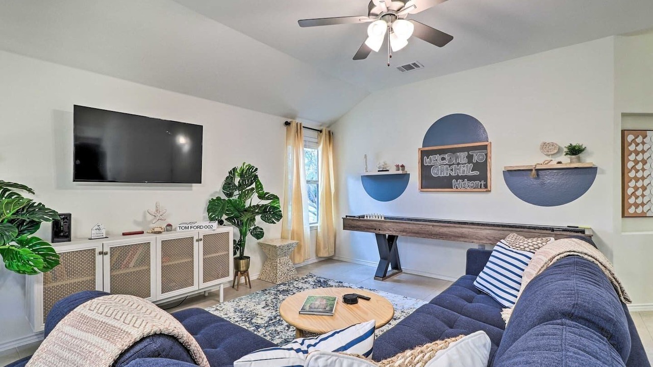 Photo of Livingroom in Granite Shoals