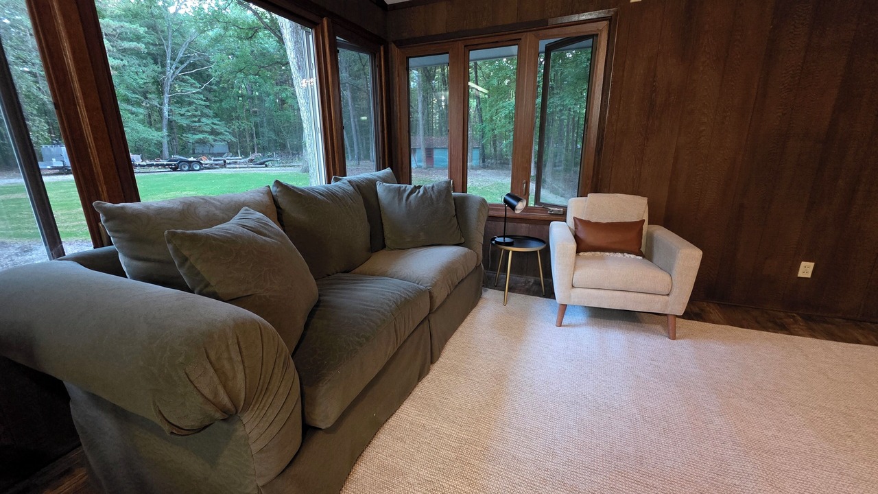 Photo of Livingroom in Orange Prairie