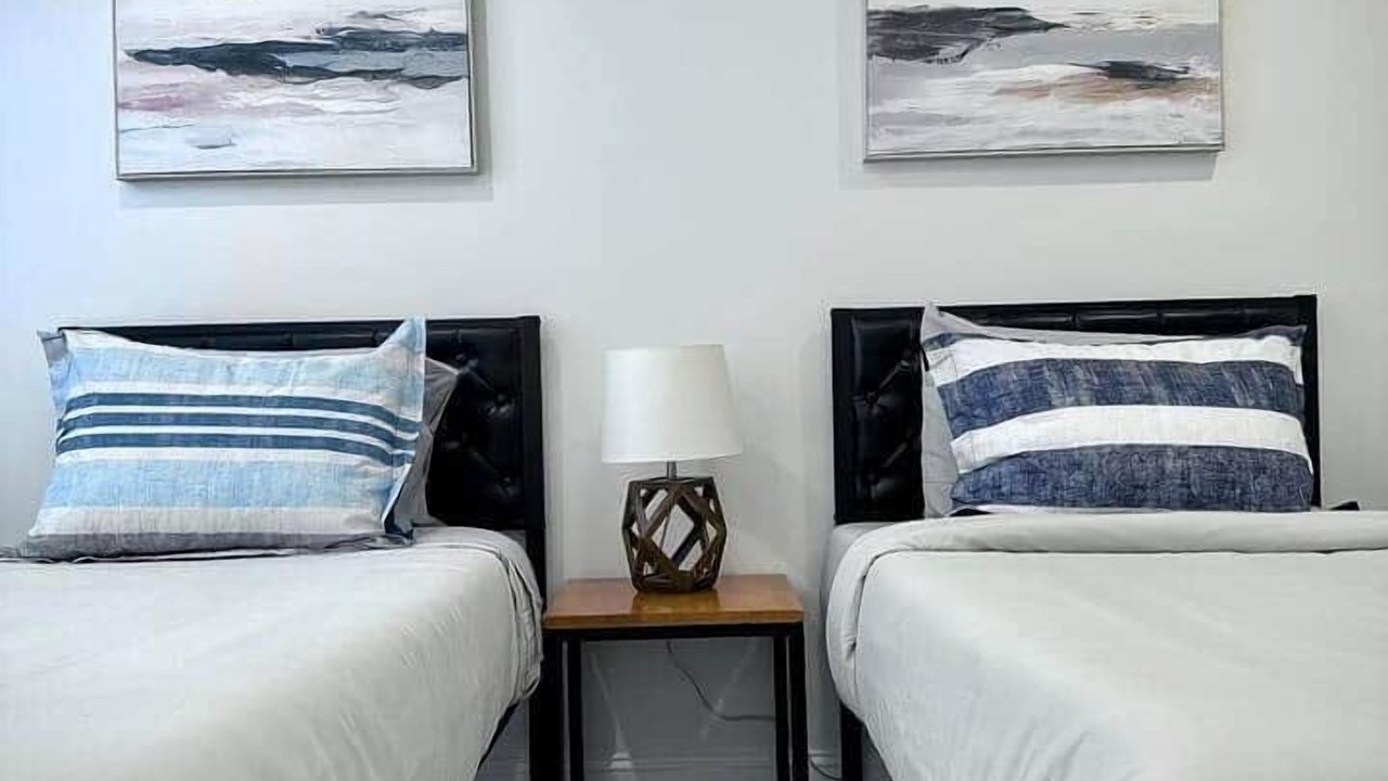 Photo of Bedroom in Sunshine Gardens