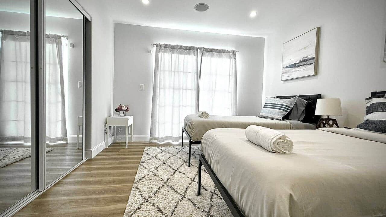 Photo of Bedroom in Sunshine Gardens
