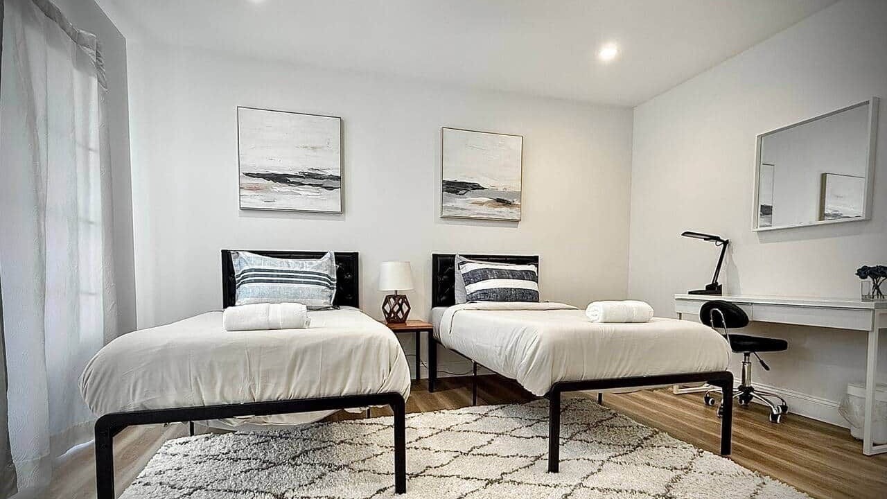 Photo of Bedroom in Sunshine Gardens