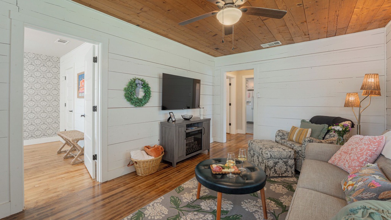 Photo of Livingroom in Decatur