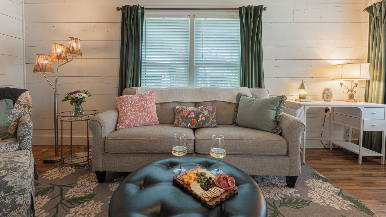 Photo of Livingroom in Decatur