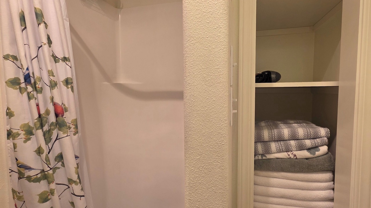 Photo of Bathroom in Downtown Klamath Falls