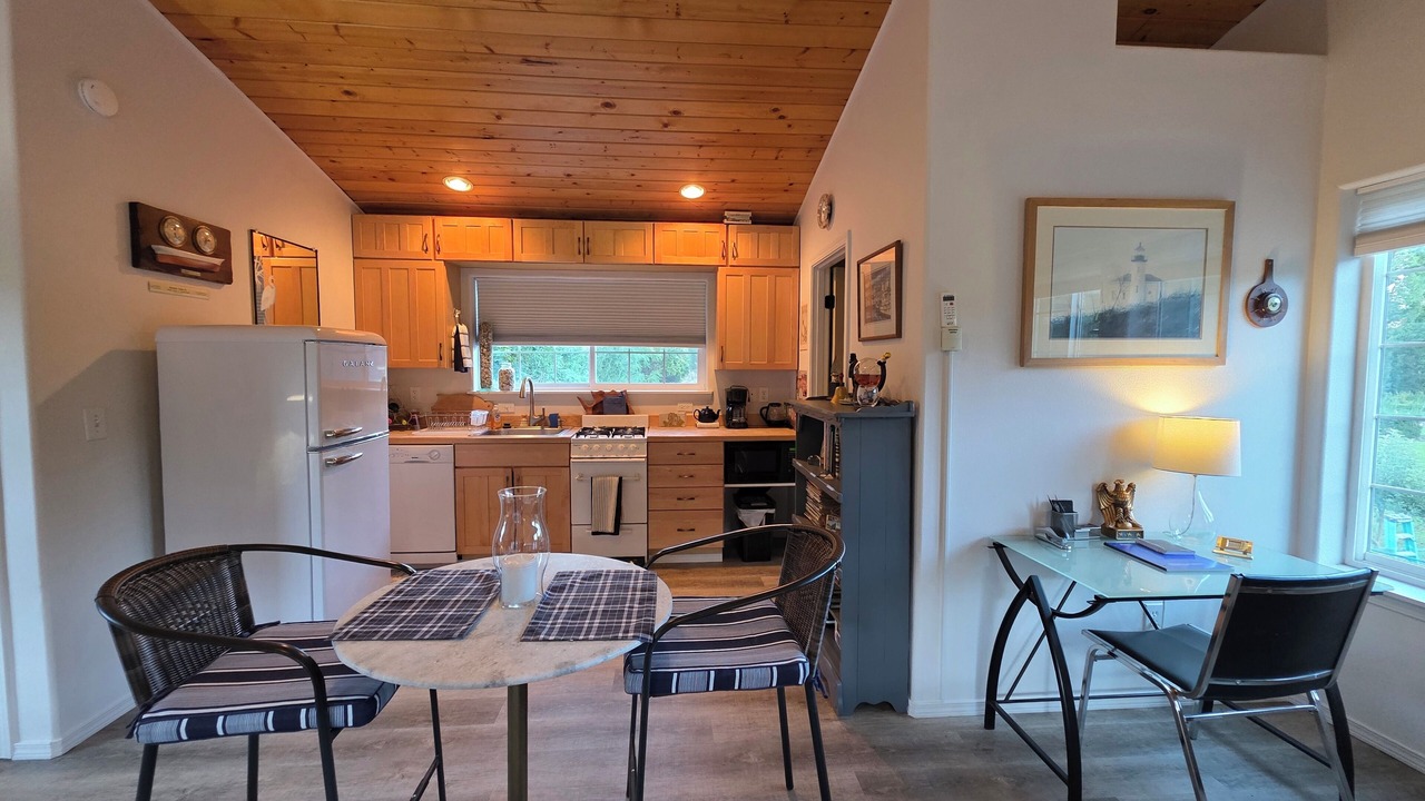 Photo of Others in Downtown Klamath Falls