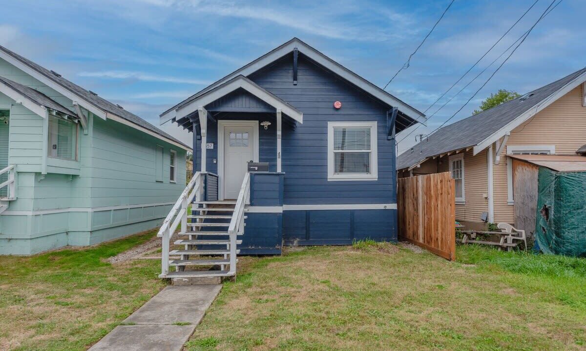 Photo of Outdoor in Coos Bay