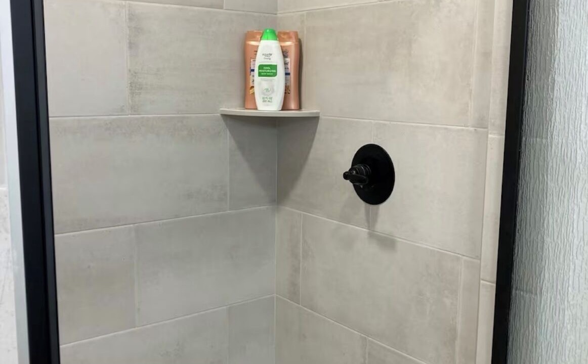 Photo of Bathroom in Canyon
