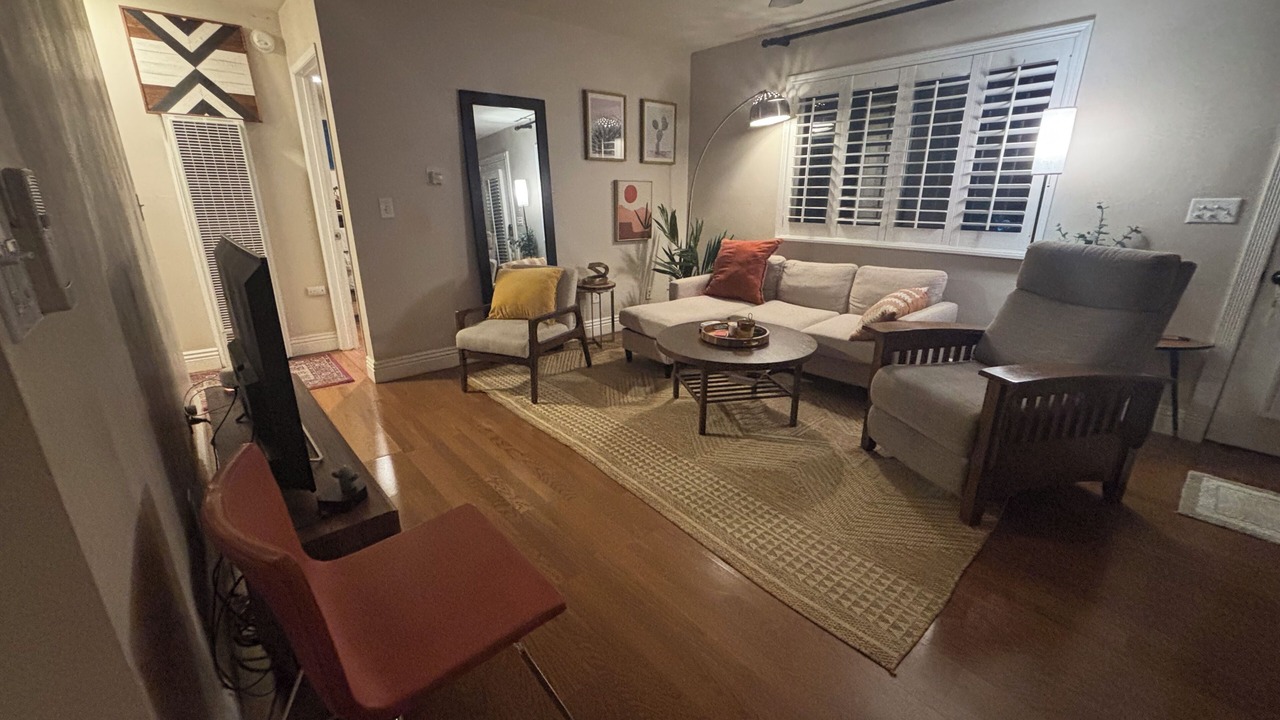 Photo of Livingroom in Silver Lake
