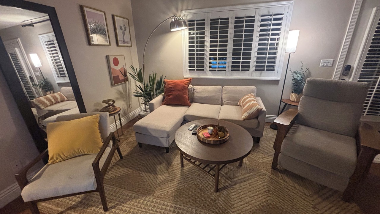 Photo of Livingroom in Silver Lake