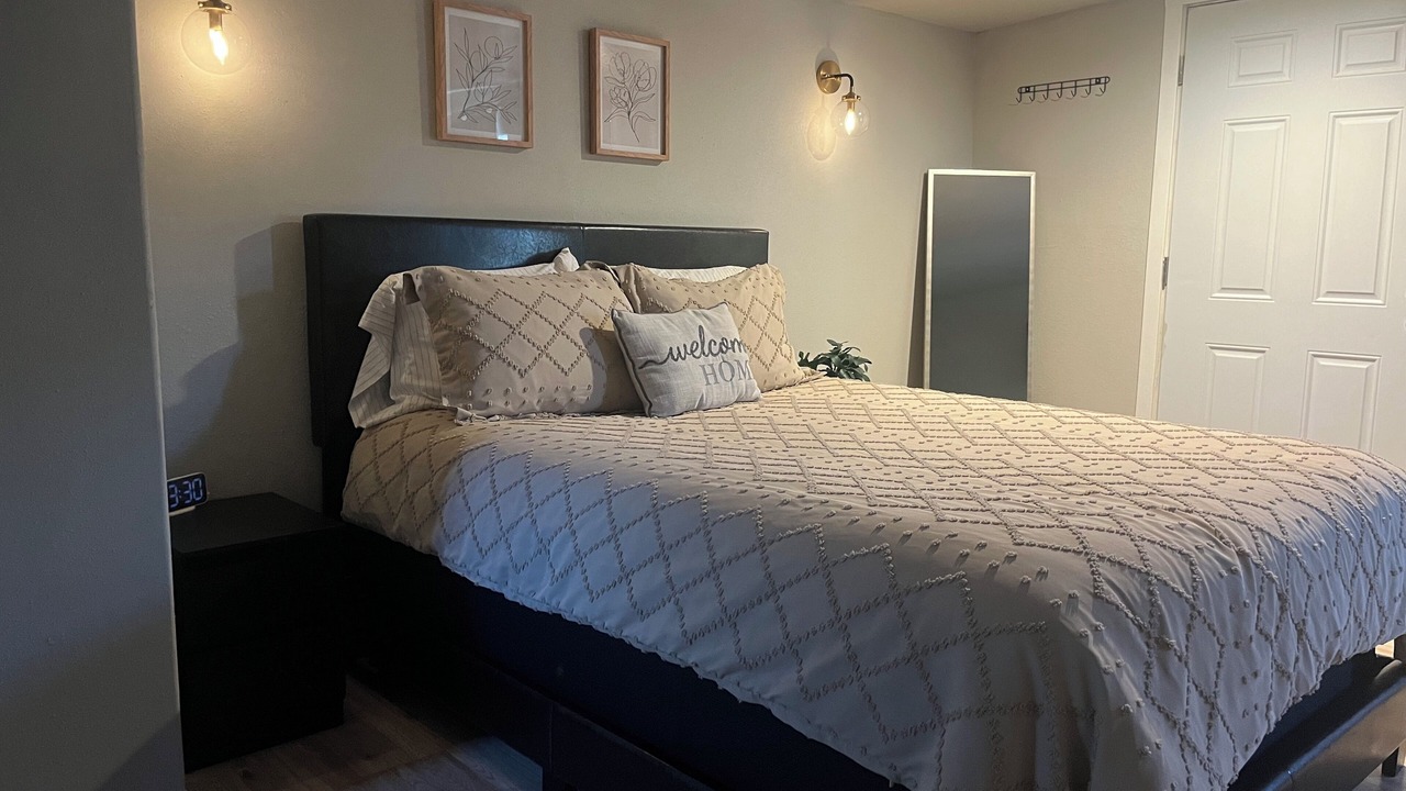 Photo of Bedroom in South Richland