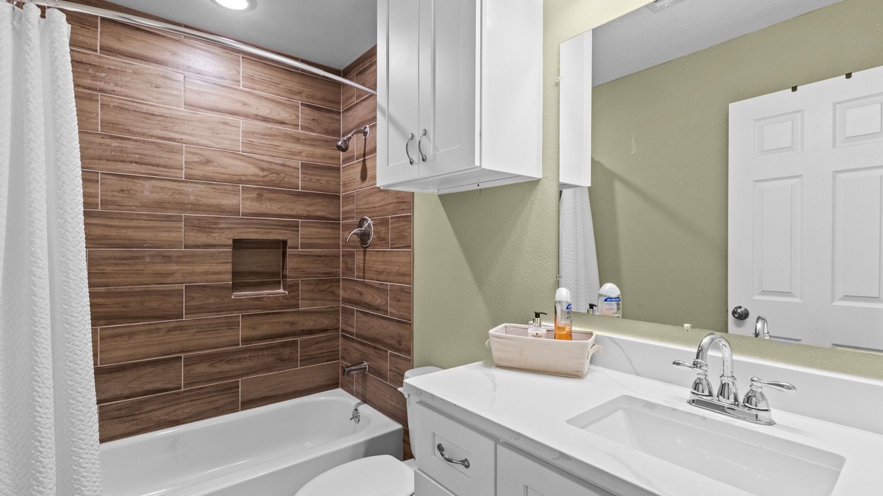 Photo of Bathroom in Hillister