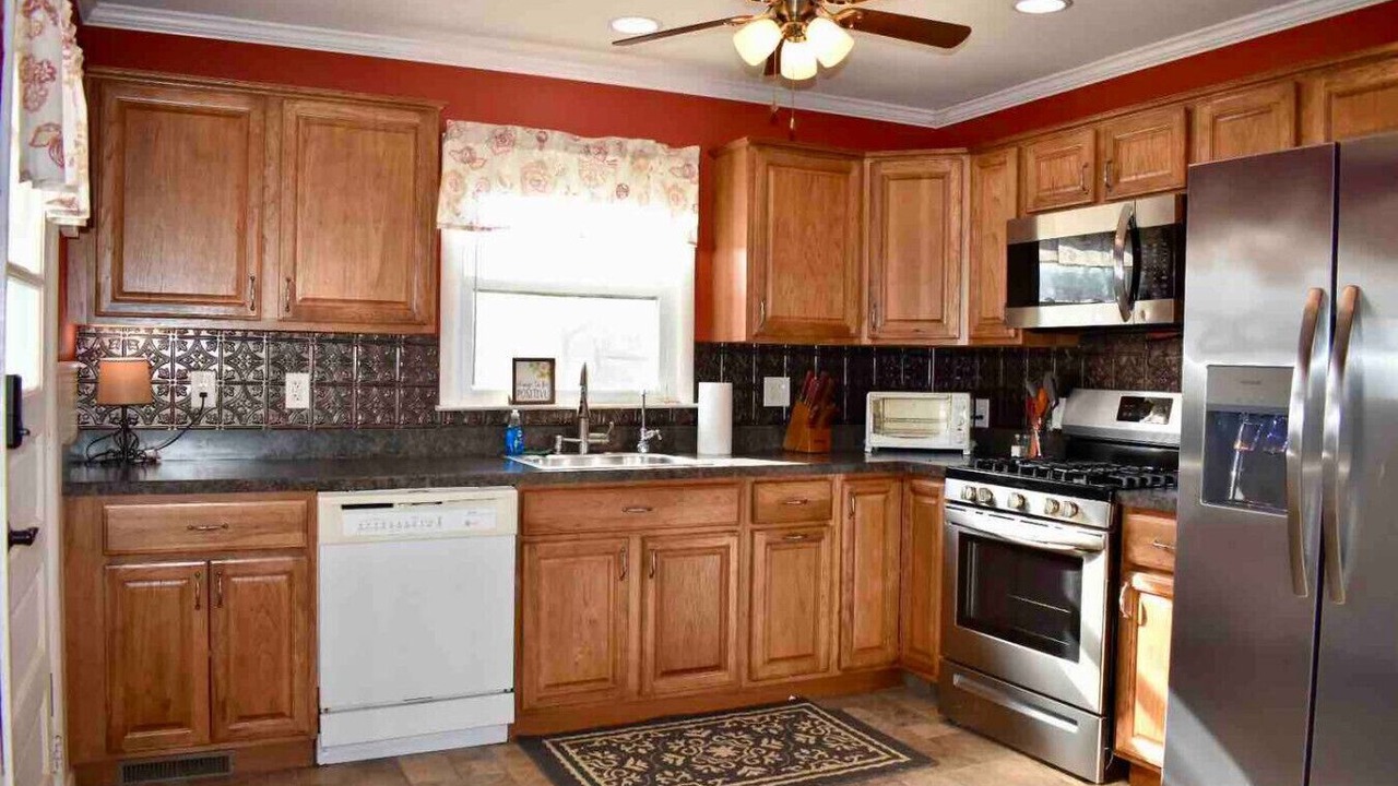 Photo of Kitchen in Adrian