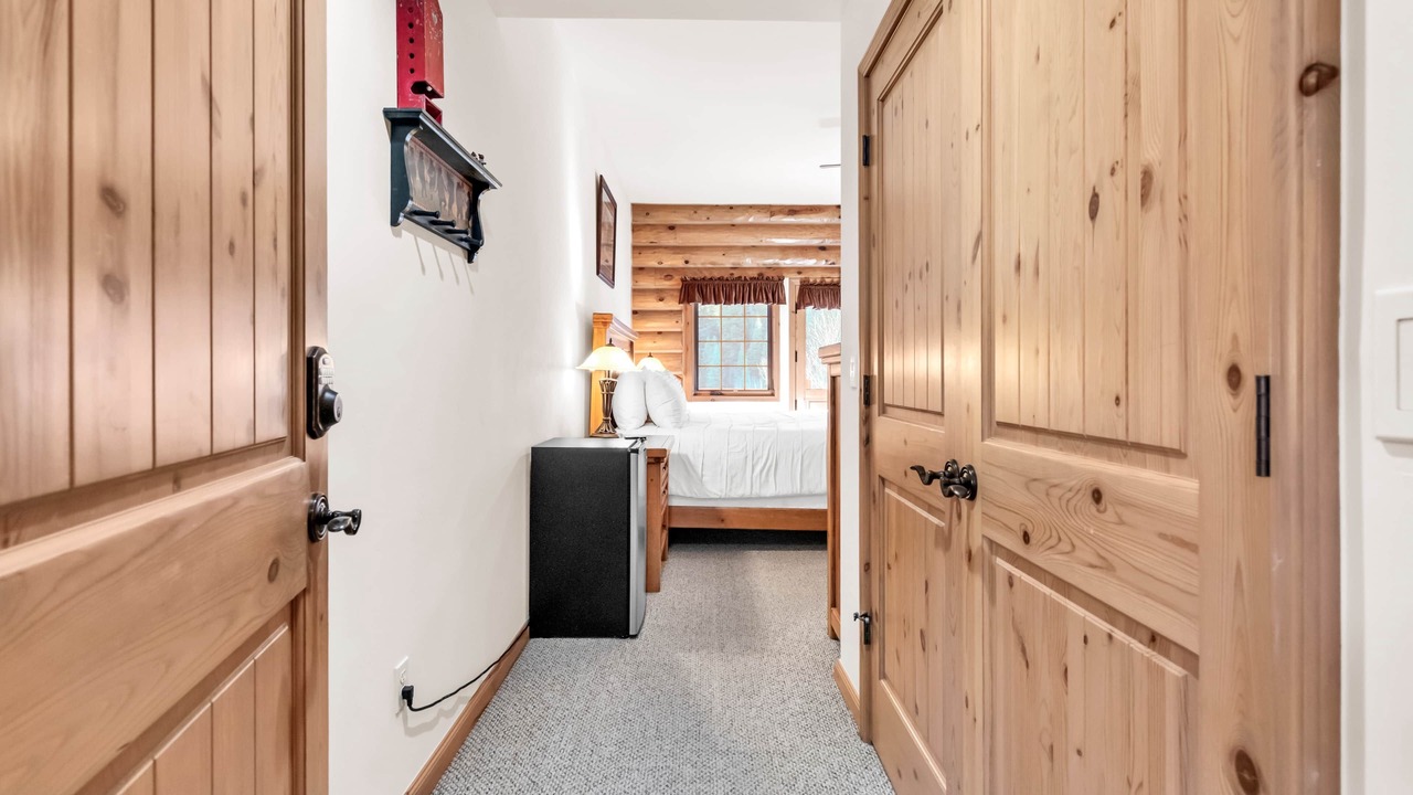 Photo of Bedroom in Purgatory