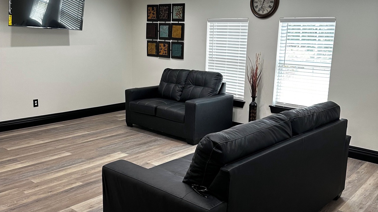 Photo of Livingroom in Russellville