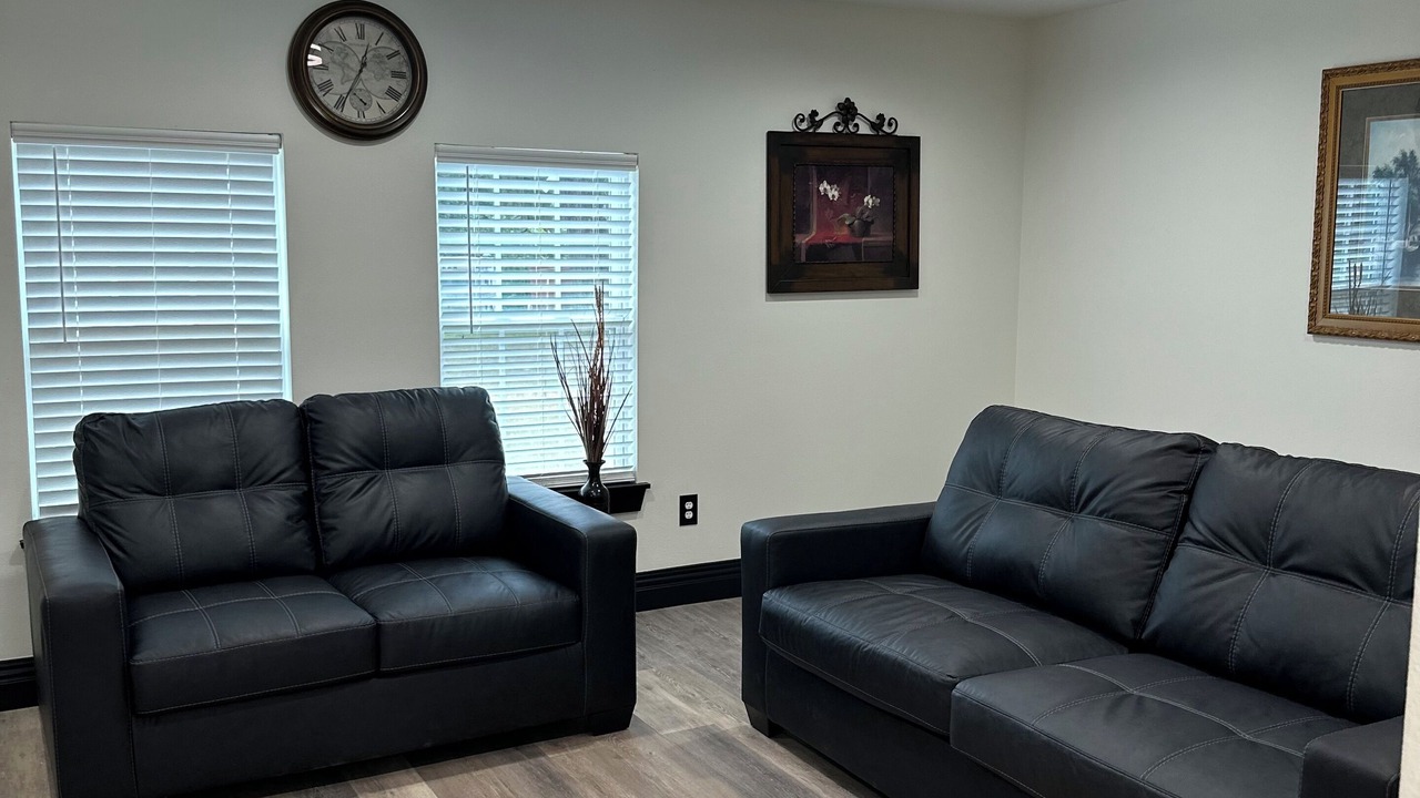 Photo of Livingroom in Russellville