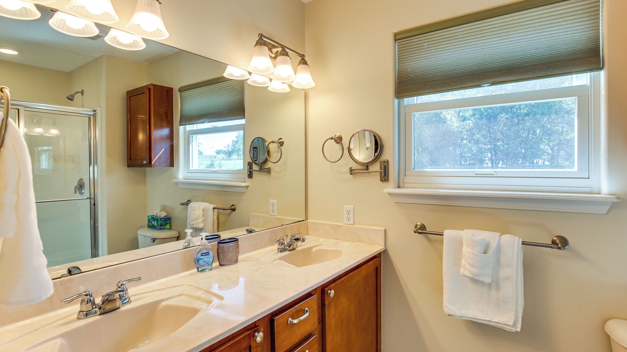 Photo of Bathroom in Union