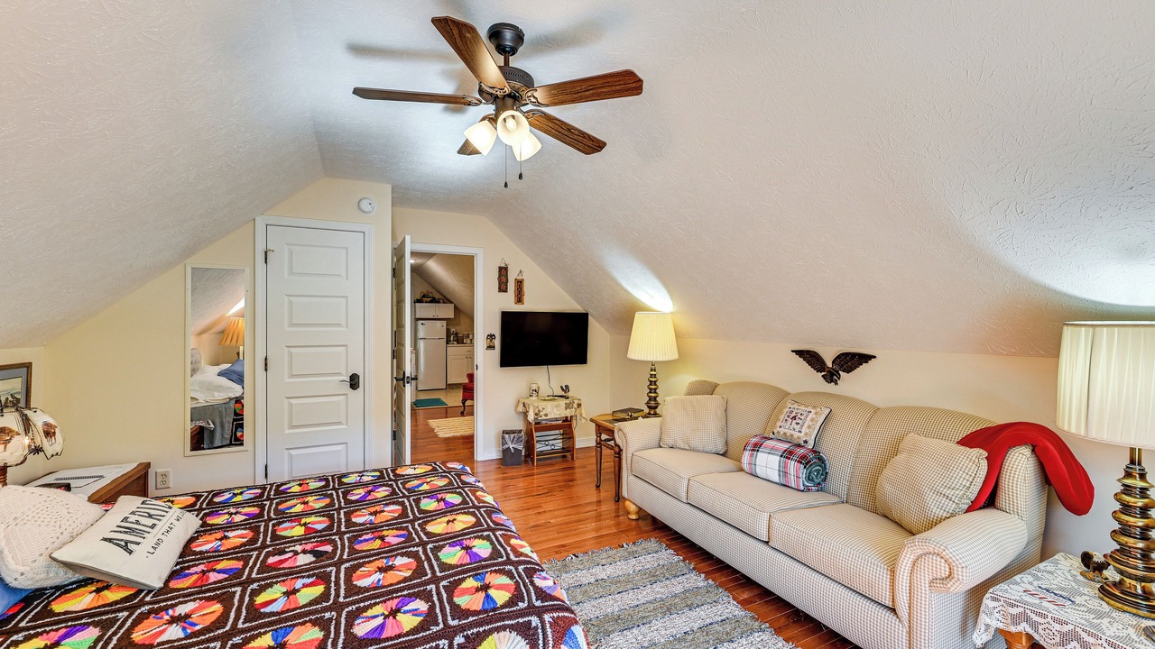 Photo of Bedroom in Rockfield