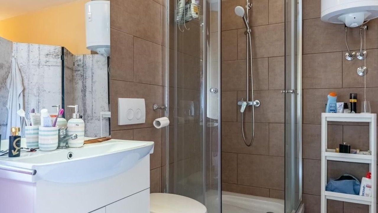 Photo of Bathroom in Cres