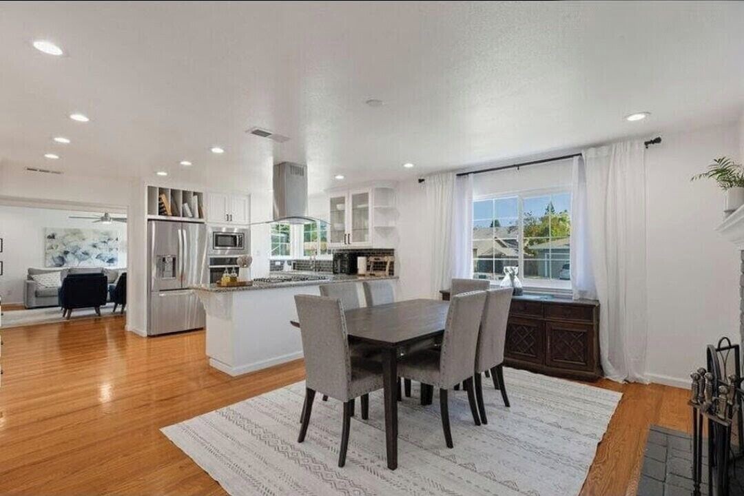 Photo of Others in Arden-Arcade