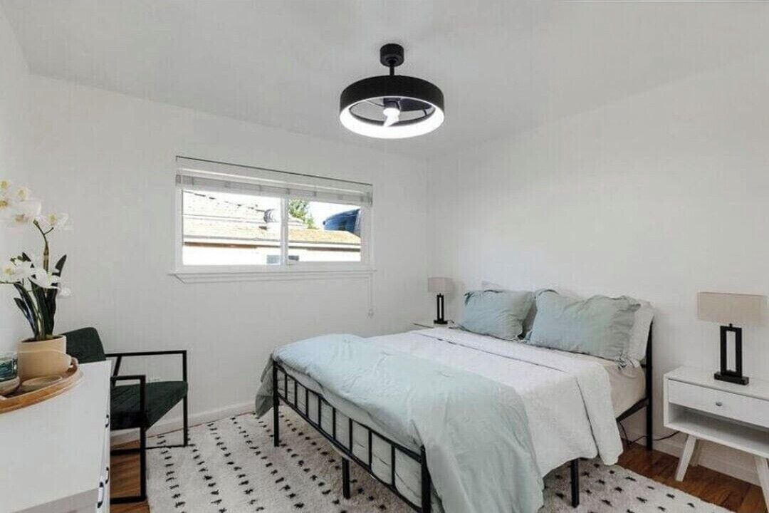 Photo of Bedroom in Arden-Arcade