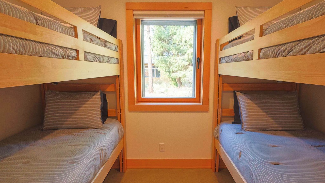Photo of Bedroom in Mazama