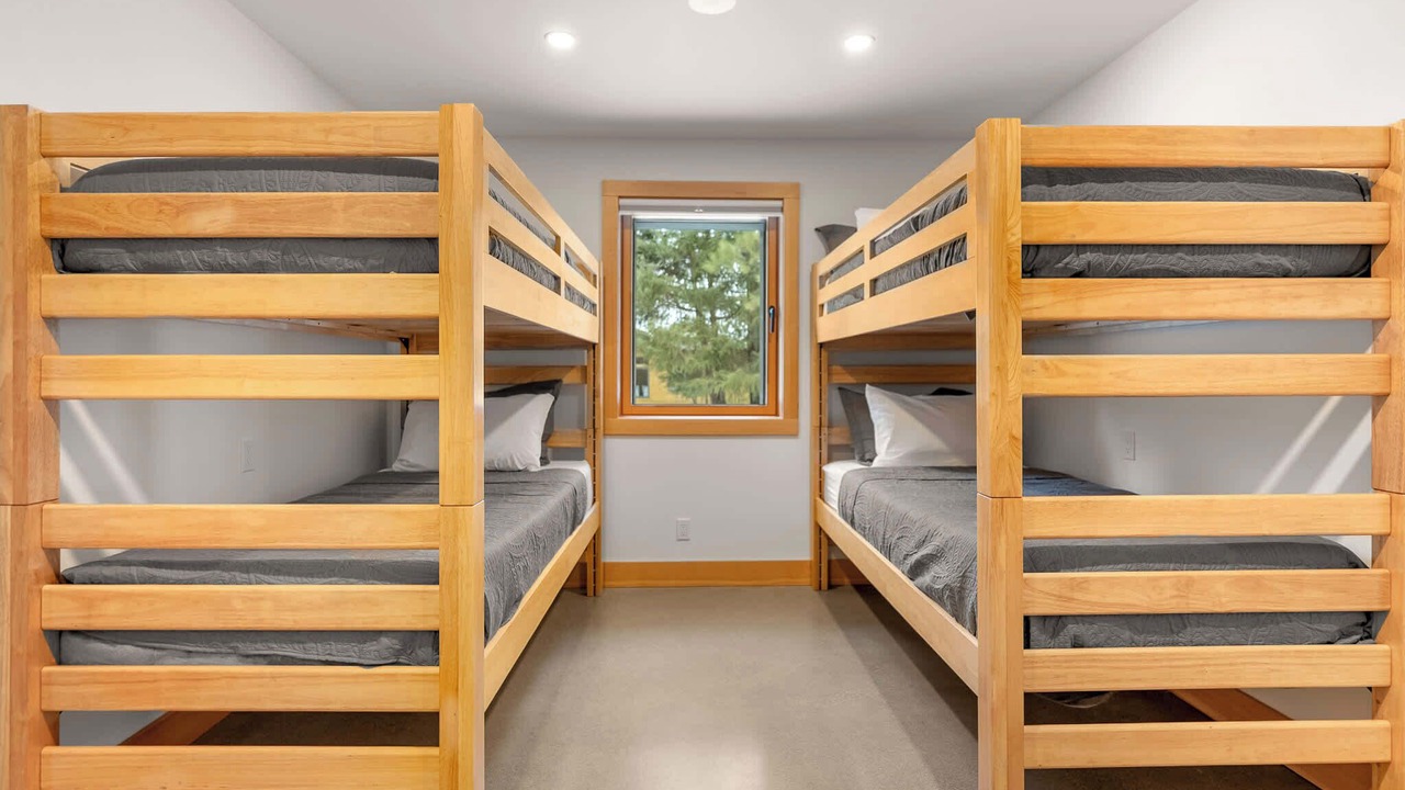 Photo of Bedroom in Mazama