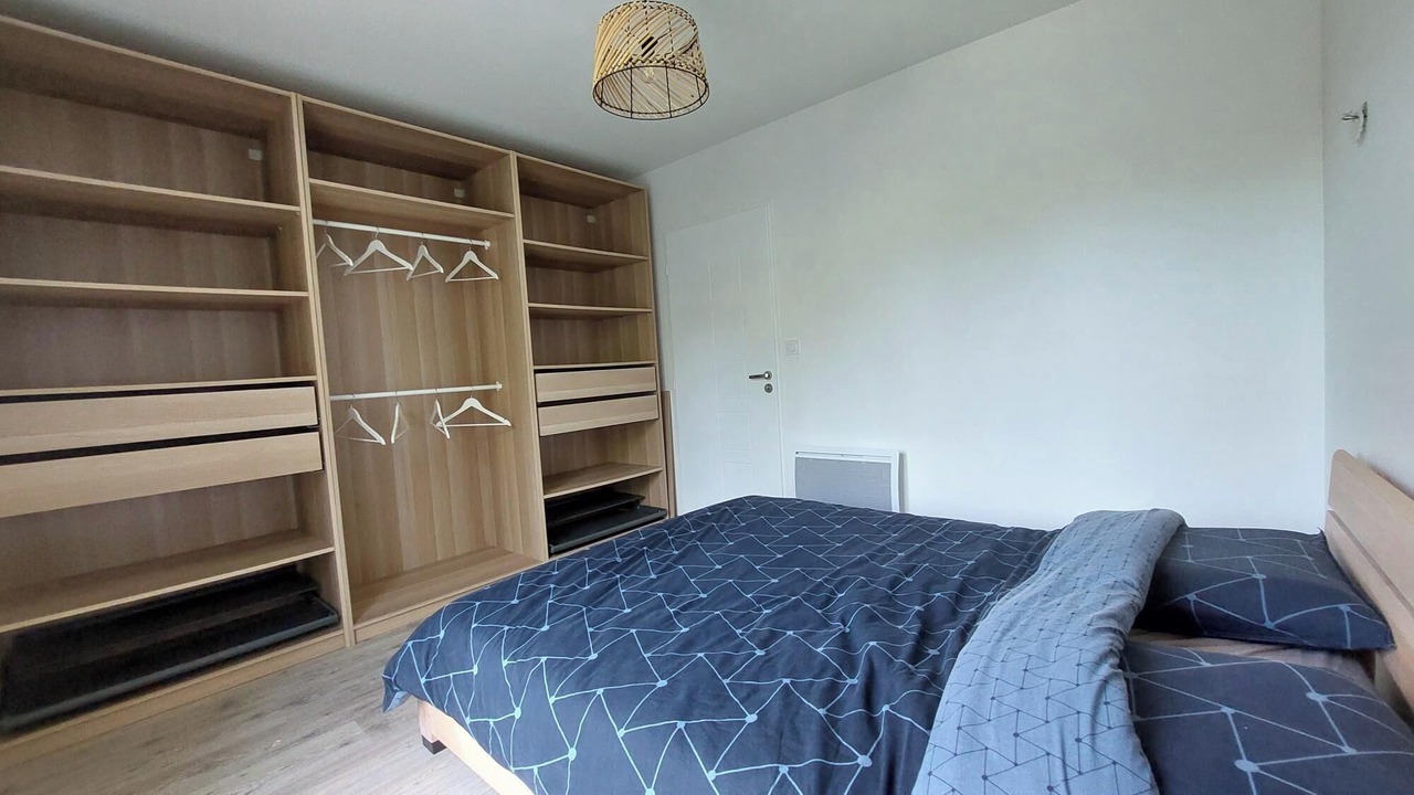 Photo of Bedroom in Saint Alban Auriolles