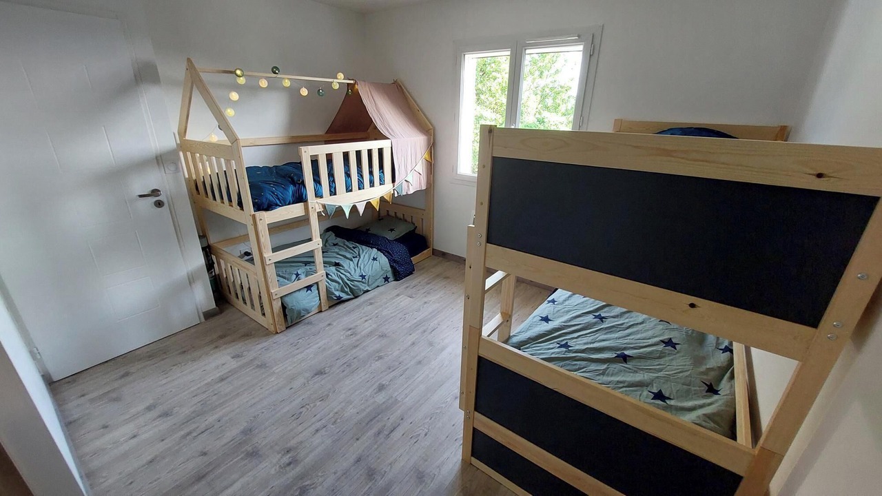 Photo of Bedroom in Saint Alban Auriolles