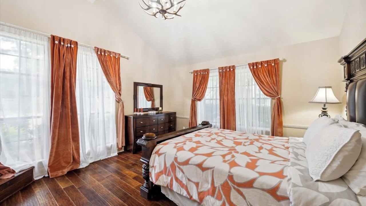 Photo of Bedroom in Decker Place