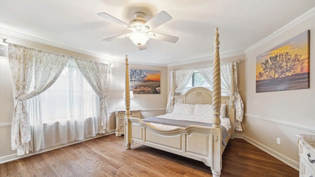 Photo of Bedroom in Decker Place