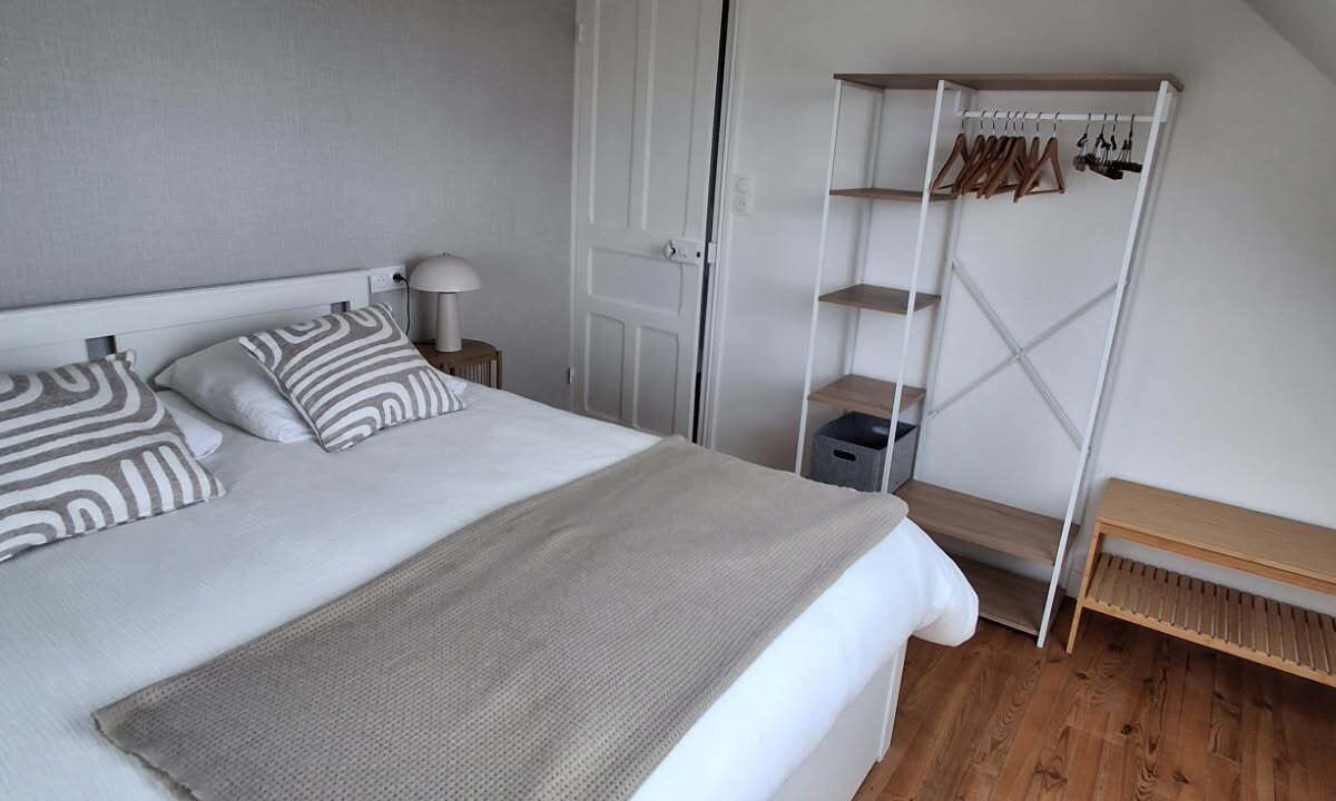 Photo of Bedroom in Lampaul-Plouarzel