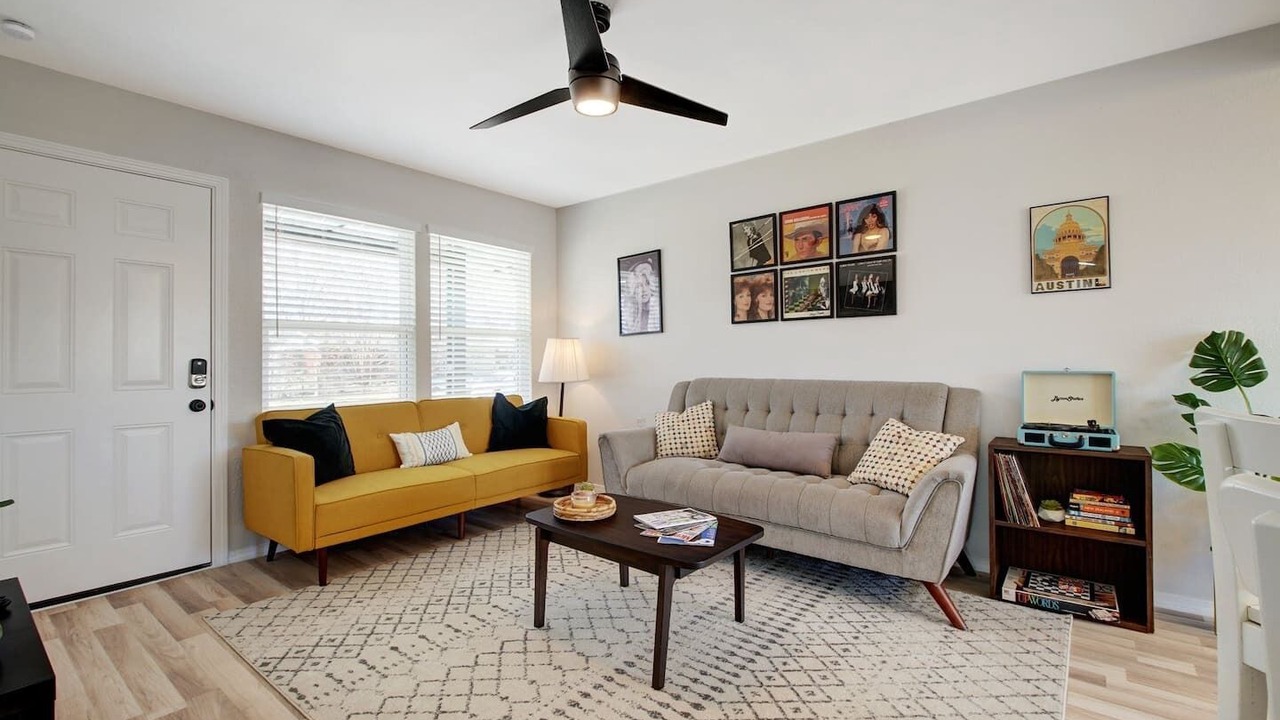 Photo of Bedroom in University Hills and Windsor Park