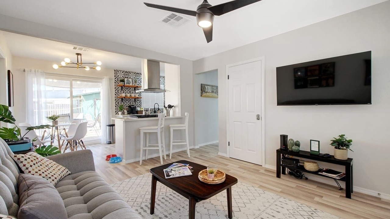 Photo of Bedroom in University Hills and Windsor Park