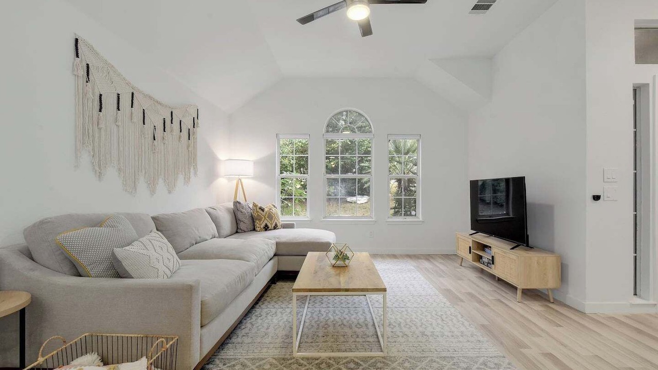 Photo of Livingroom in McKinney