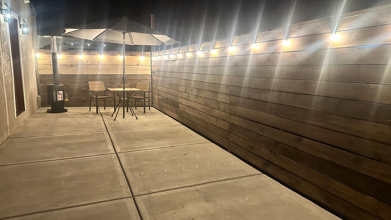 Photo of Outdoor in Uptown