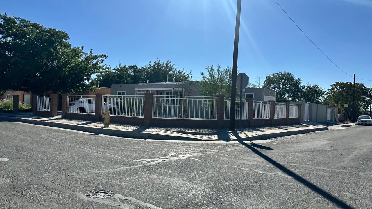 Photo of Outdoor in Uptown