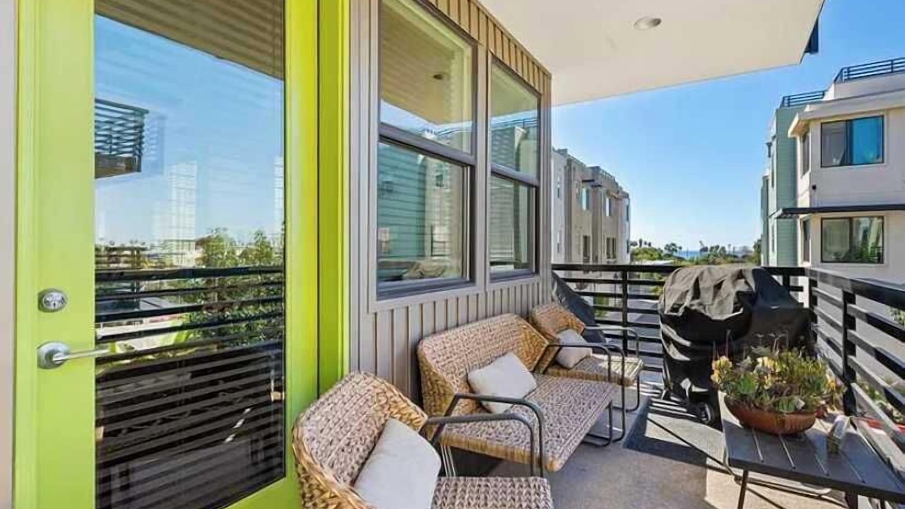 Photo of Patio Balcony in South Oceanside