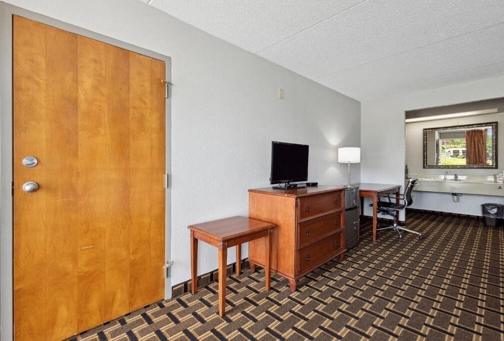 Photo of Bedroom in Greeneville