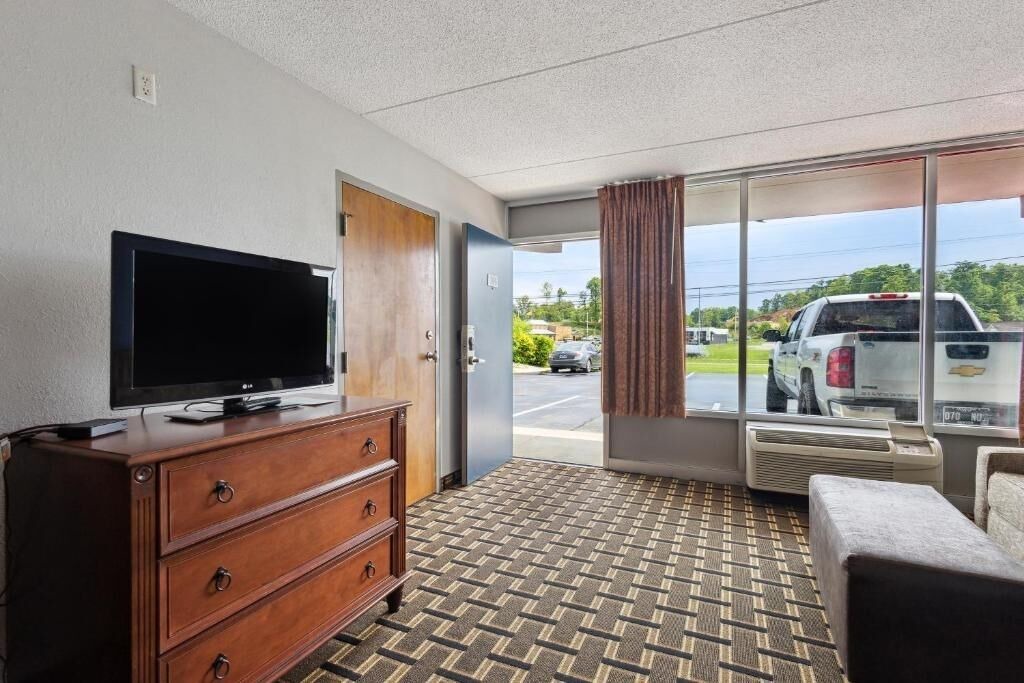 Photo of Bedroom in Greeneville