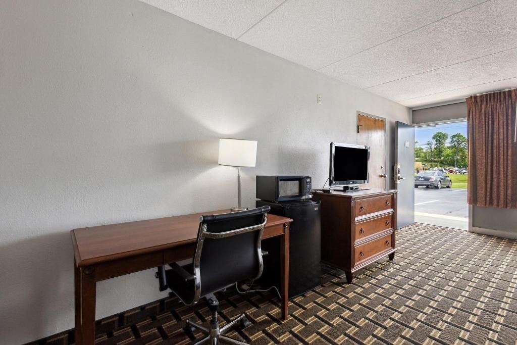 Photo of Bedroom in Greeneville