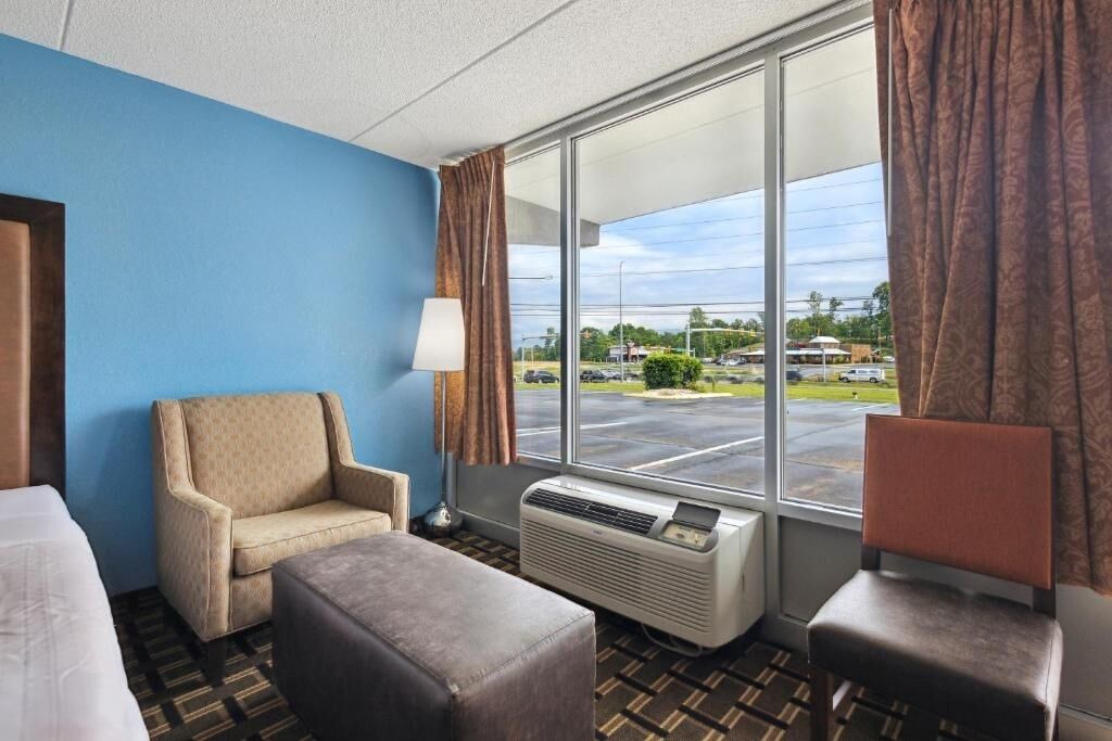 Photo of Livingroom in Greeneville