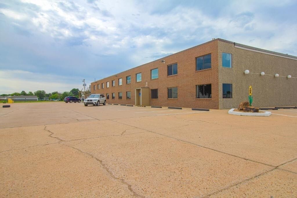 Photo of Outdoor in Liberal