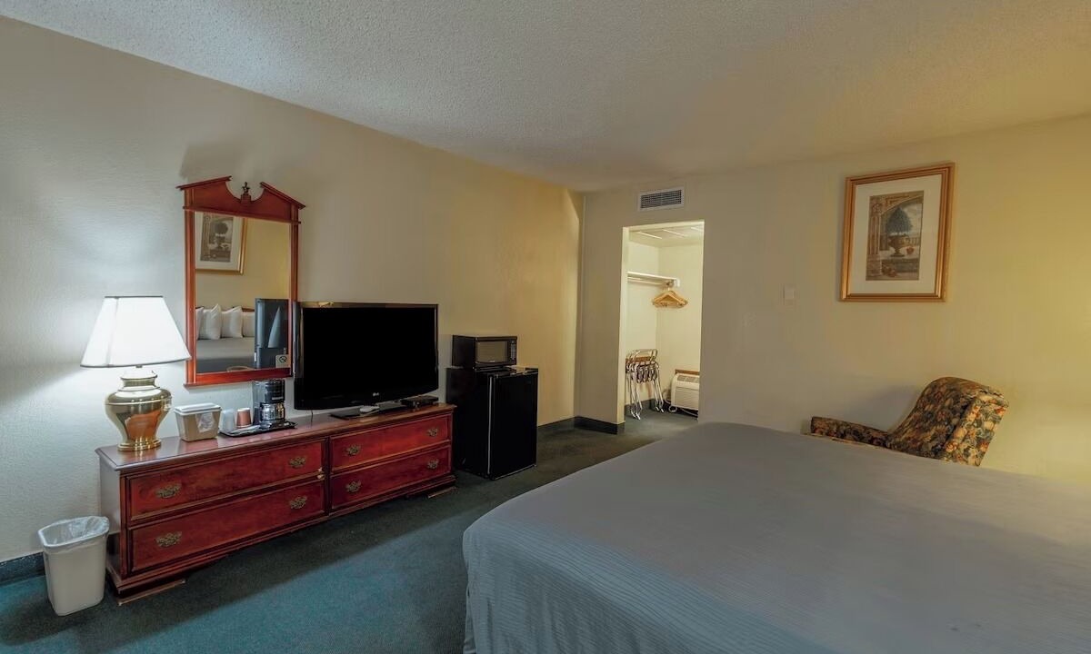 Photo of Bedroom in Allison