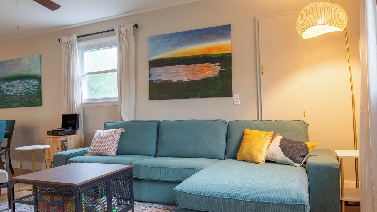 Photo of Livingroom in Gloversville