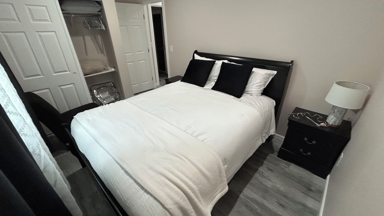 Photo of Bedroom in SeaTac