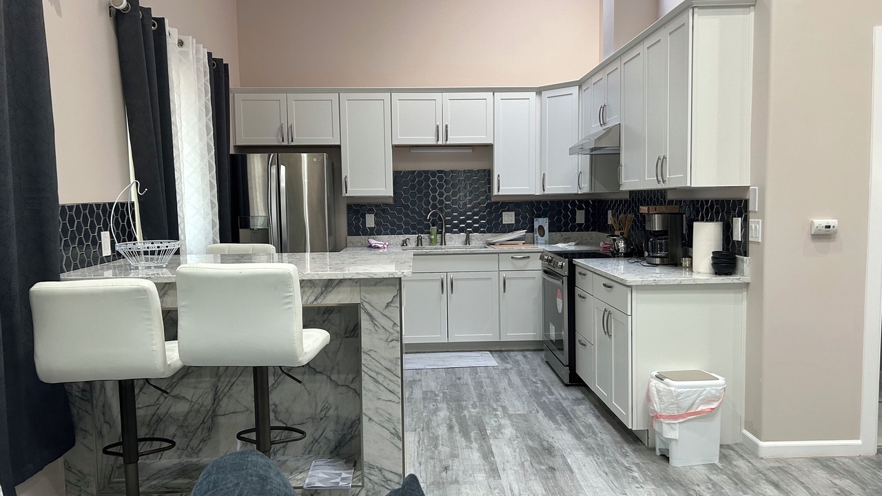 Photo of Kitchen in SeaTac
