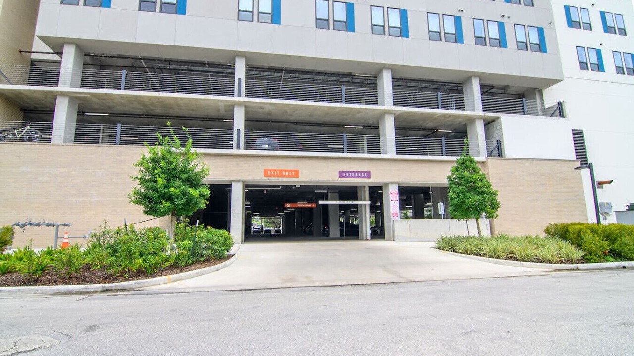 Photo of Outdoor in Neartown